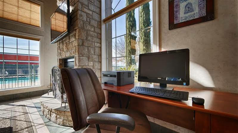 Best Western Marble Falls Inn Extérieur photo